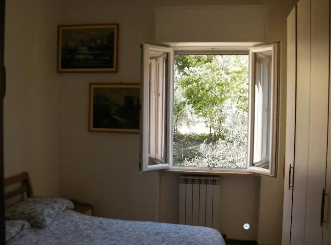 Appartamento In Deiva Marina